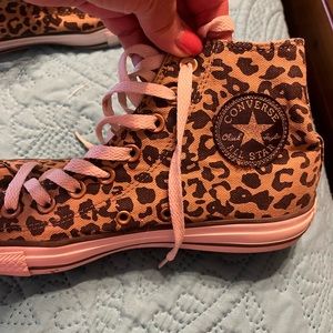 Gently worn, Leopard print high top Converse